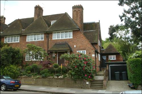 12 Wellgarth Road